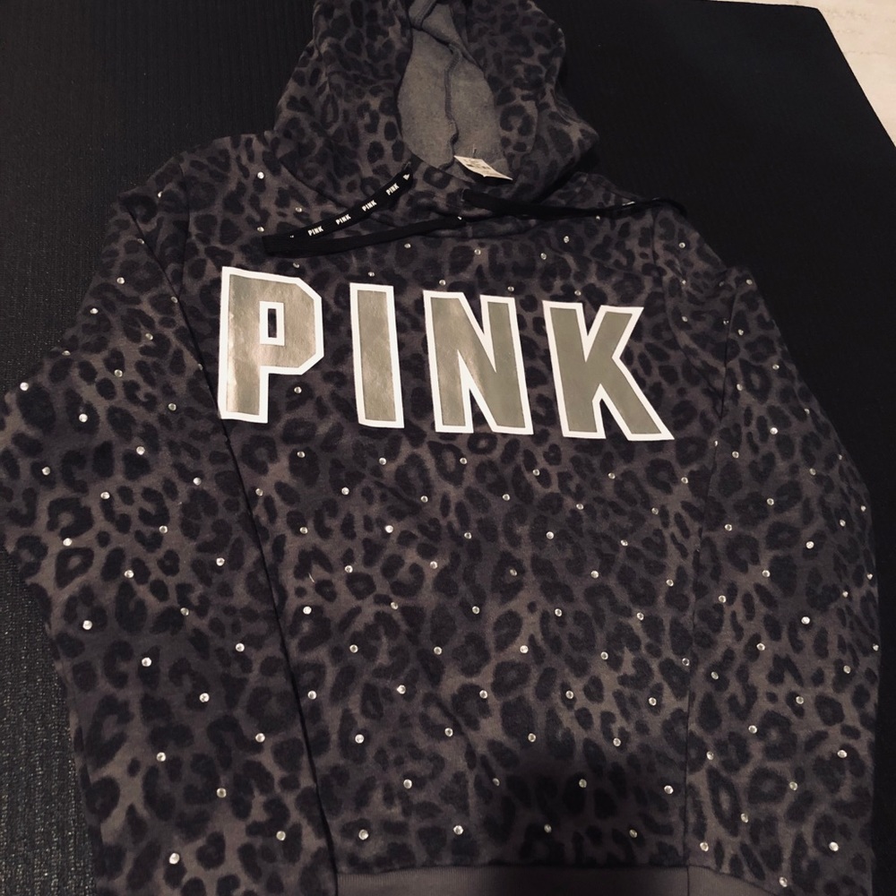 ❌SOLD❌ NWT VS Pink Hoodie